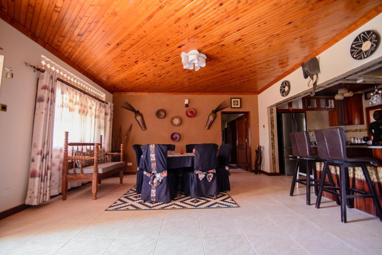 Lake Victoria Country Home เอนเทบเบ้ ภายนอก รูปภาพ