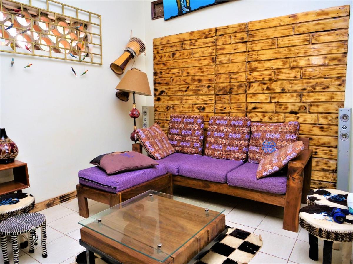 Lake Victoria Country Home เอนเทบเบ้ ภายนอก รูปภาพ